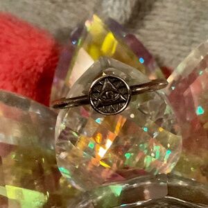 All seeing eye ring